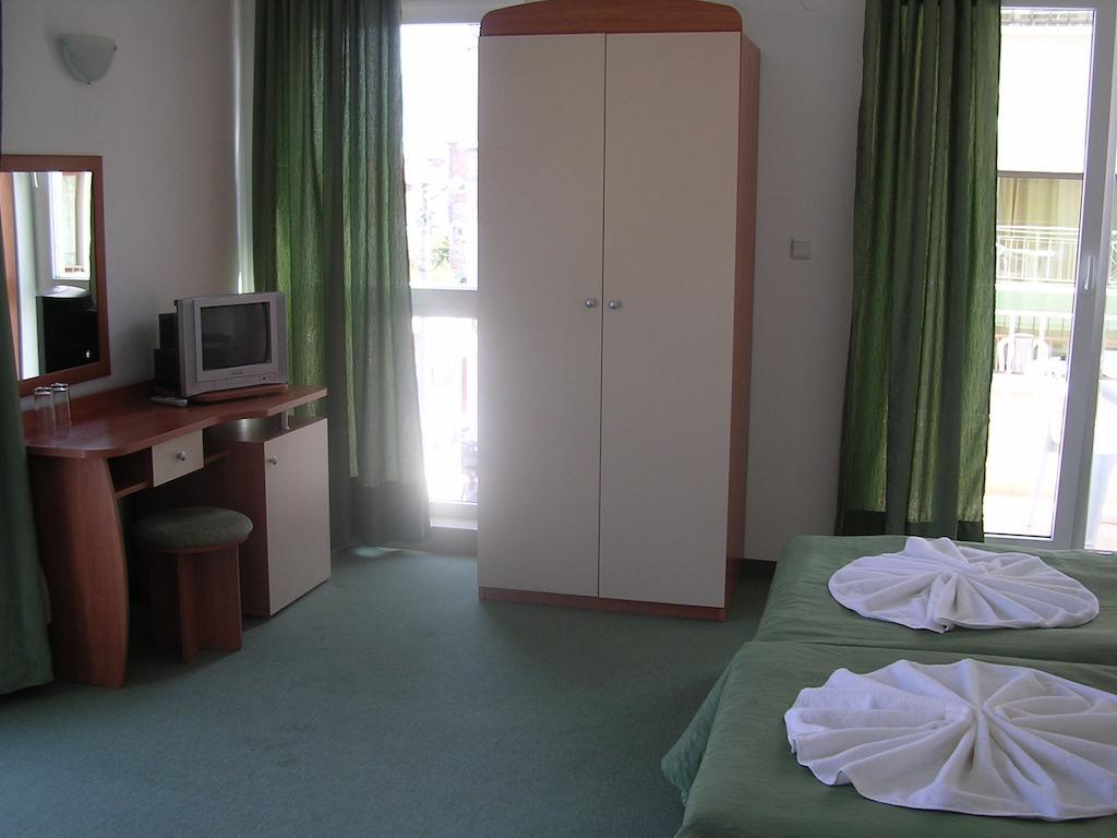 Pension Ruskovi Guesthouse Ravda Exteriör bild